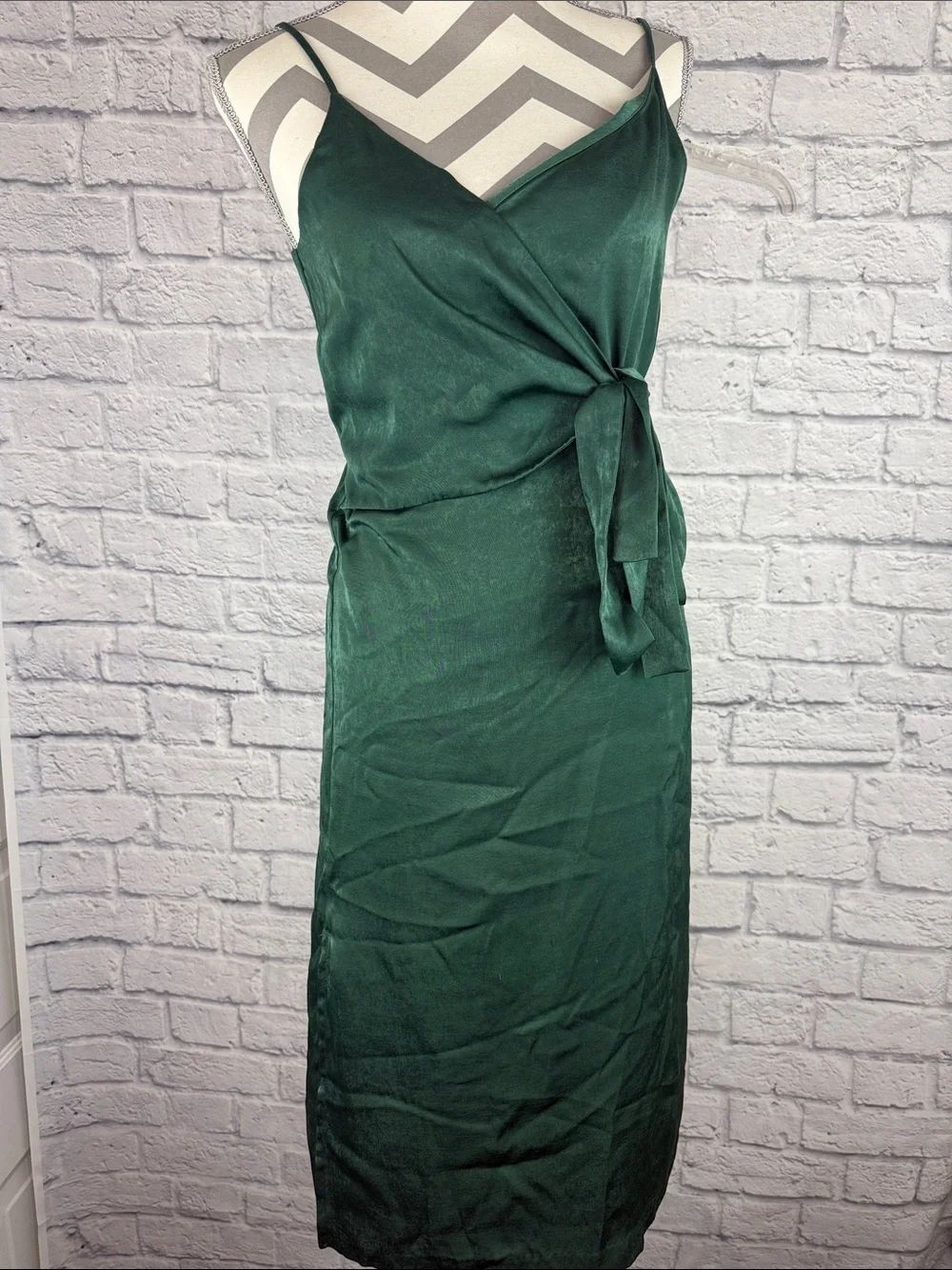 Lulus Fall In Love Forest Green Satin Midi Wrap Dress Size Small